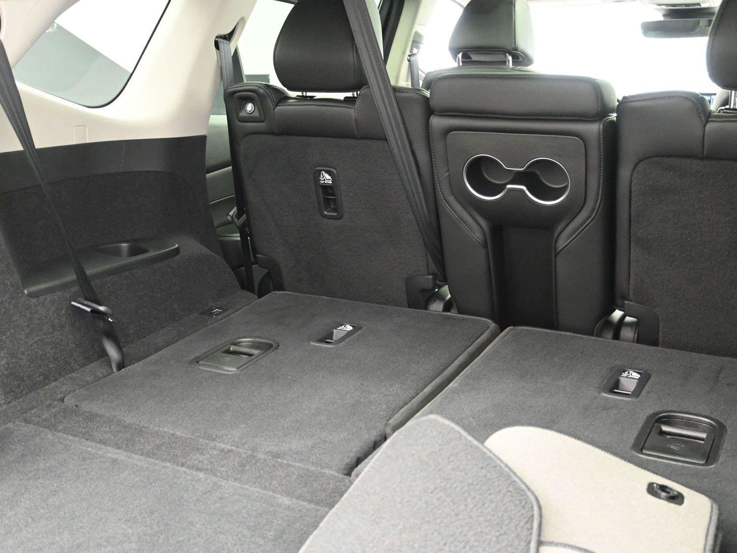 Certified 2025 Acura MDX SH-AWD image 26
