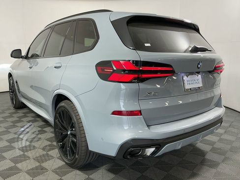 New 2026 BMW X5 sDrive40i w/ M Sport Package image 7