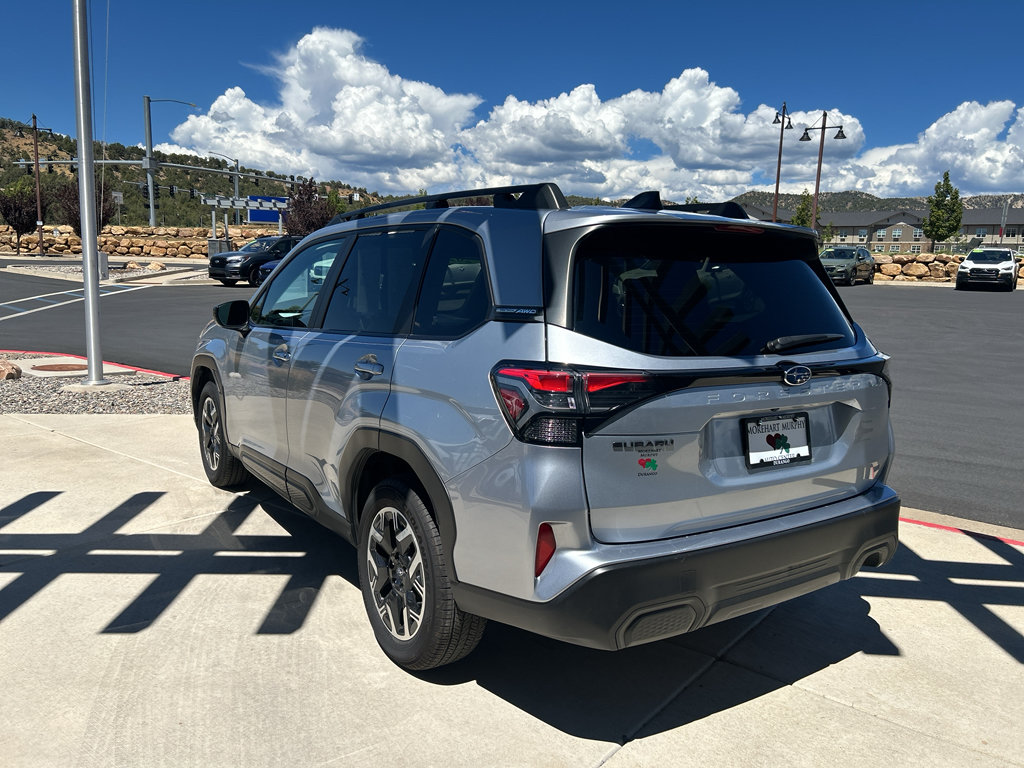 Certified 2025 Subaru Forester Premium AWD/4WD image 7