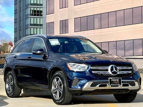 Certified 2022 Mercedes-Benz GLC 300 4MATIC image 1