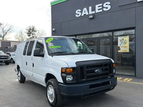 Used 2011 Ford E-150 and Econoline 150 w/ PWR Group image 1