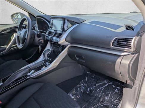 Used 2019 Mitsubishi Eclipse Cross ES AWD/4WD image 17