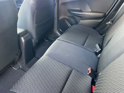 Used 2019 Honda Fit EX image 5