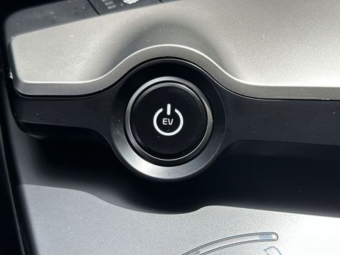 Used 2025 Kia EV6 Light RWD image 46