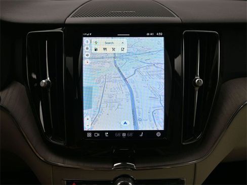 Used 2023 Volvo XC60 B5 Plus w/ Protection Package Premier image 14