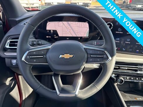 New 2026 Chevrolet Traverse LT w/ Sun and Wheel Package image 18