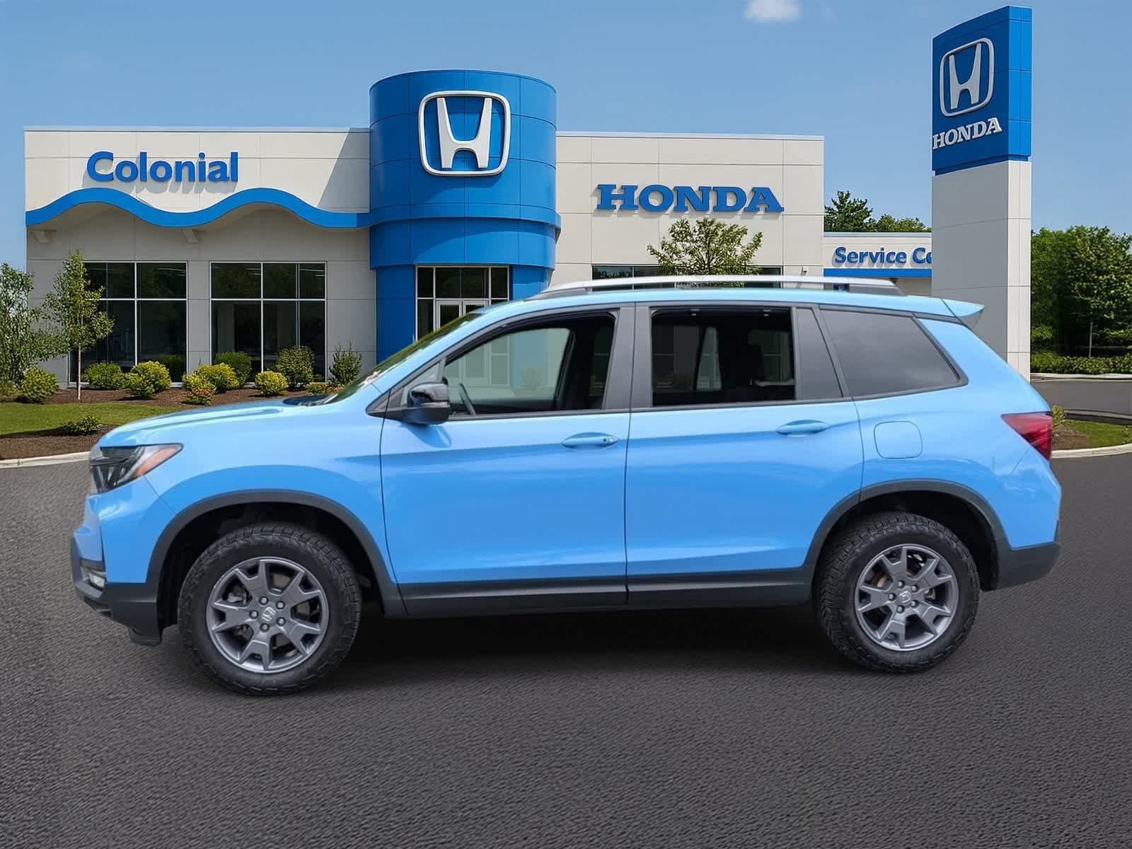 Used 2024 Honda Passport TrailSport image 3