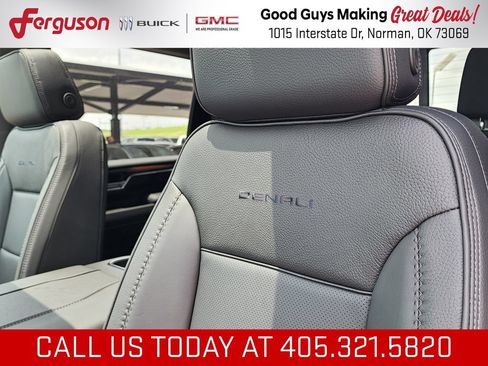 New 2026 GMC Sierra 2500 Denali w/ Denali Reserve Package AWD/4WD image 20