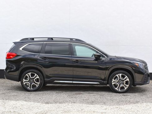 Used 2024 Subaru Ascent Limited AWD/4WD image 45