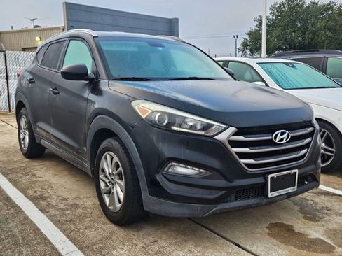 Used 2016 Hyundai Tucson SE w/ Option Group 02 image 3