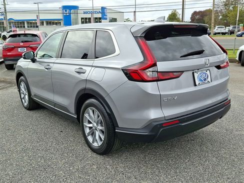 Used 2023 Honda CR-V EX-L image 6
