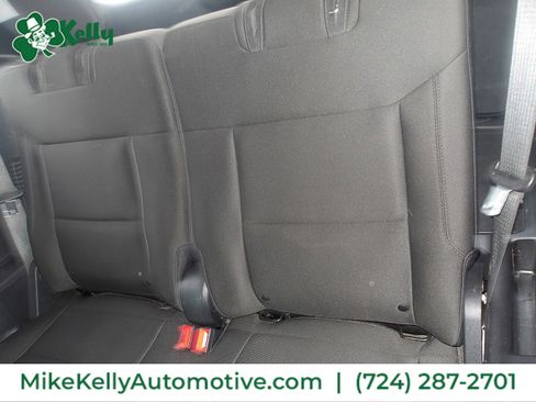 Used 2021 Ford Explorer XLT AWD/4WD image 16