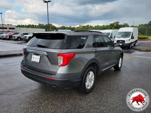 Certified 2023 Ford Explorer XLT AWD/4WD image 5
