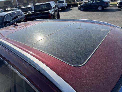 Used 2023 Nissan Rogue Platinum image 18