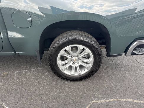 Used 2025 Chevrolet Silverado 1500 LTZ w/ LTZ Premium Package AWD/4WD image 20