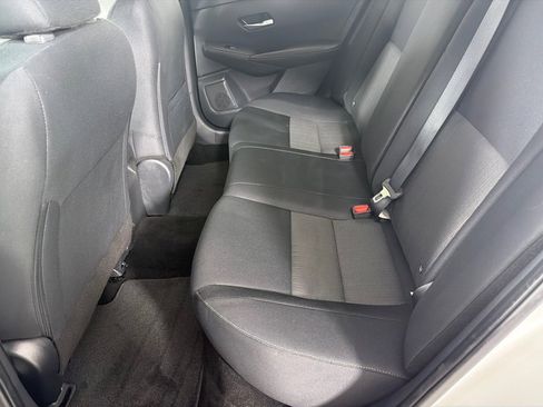 Used 2023 Nissan Sentra SV image 18