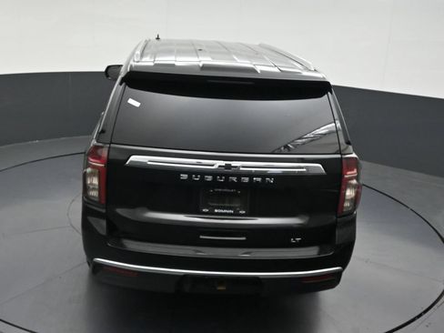 Used 2021 Chevrolet Suburban LT RWD image 20