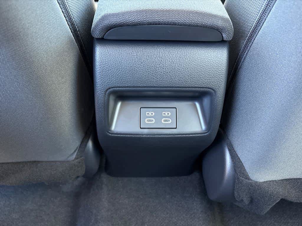 Used 2026 Toyota Corolla LE FWD image 9
