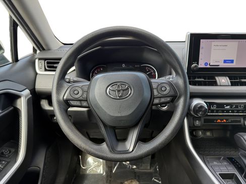 Used 2023 Toyota RAV4 XLE image 12