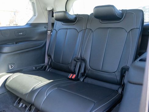 Used 2021 Jeep Grand Cherokee L Limited w/ Trailer Tow Group (B) image 31