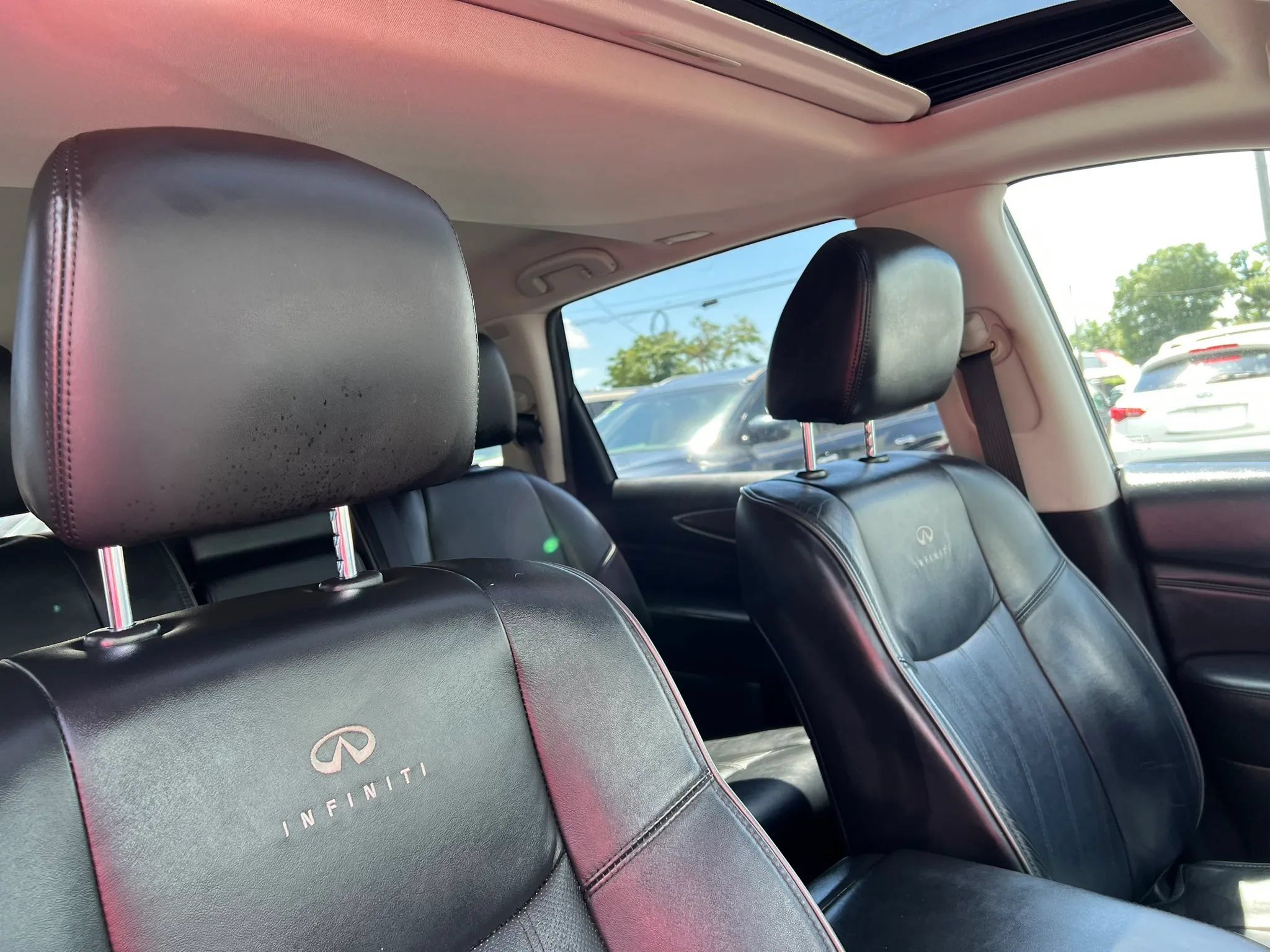 Used 2014 INFINITI QX60 Luxe w/ Premium Package AWD/4WD image 20