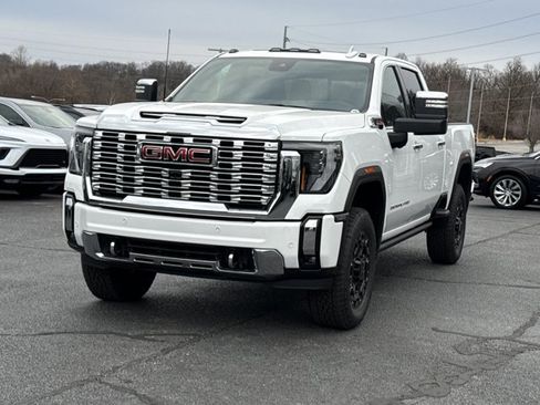 New 2026 GMC Sierra 3500 Denali w/ Denali Reserve Package AWD/4WD image 13