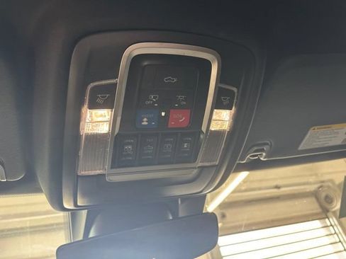 Used 2023 RAM 1500 Laramie AWD/4WD image 46