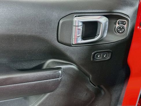 Used 2021 Jeep Wrangler Unlimited Sport w/ Sun And Sound Package AWD/4WD image 10