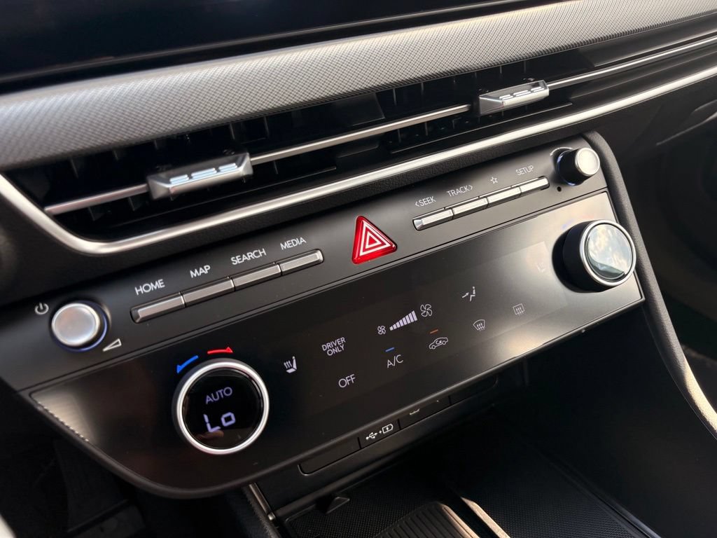 New 2026 Hyundai Sonata SEL FWD image 17