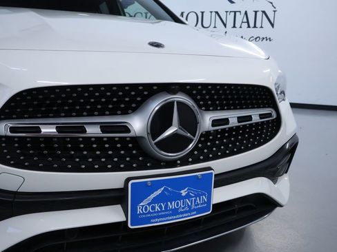 Used 2022 Mercedes-Benz GLA 250 4MATIC w/ AMG Line image 9
