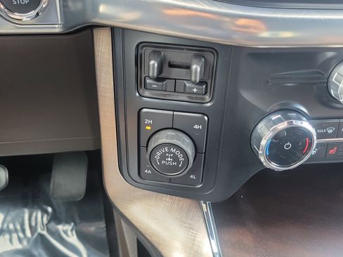 Used 2025 Ford F150 King Ranch w/ FX4 Off-Road Package image 20