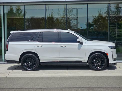 Used 2021 Cadillac Escalade Sport Platinum w/ LPO, ONYX Package AWD/4WD image 6