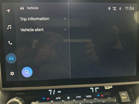 Used 2025 Toyota Tundra Limited image 28