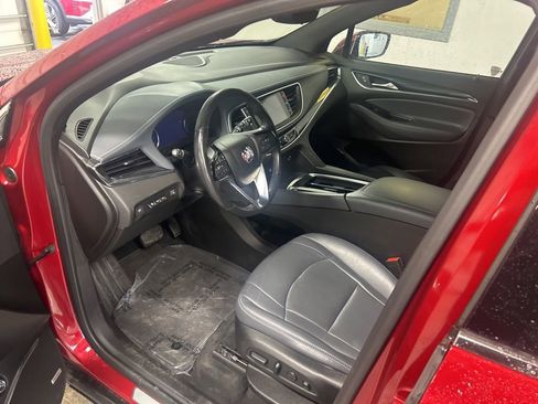 Used 2024 Buick Enclave Premium AWD/4WD image 3