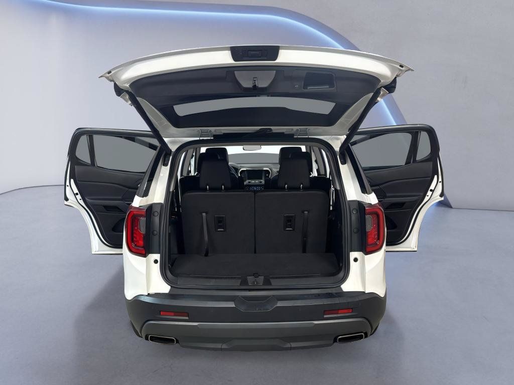 Used 2022 GMC Acadia AT4 w/ Technology Package AWD/4WD image 13