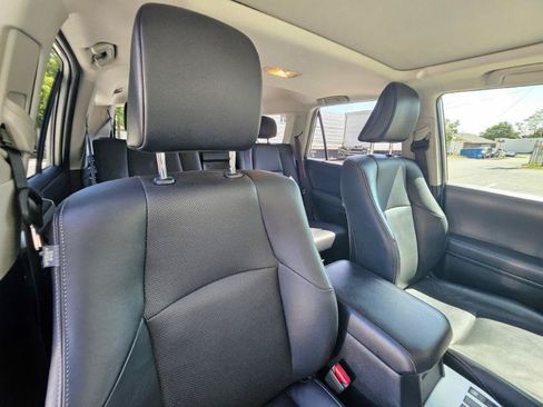 Used 2018 Toyota 4Runner Limited AWD/4WD image 75