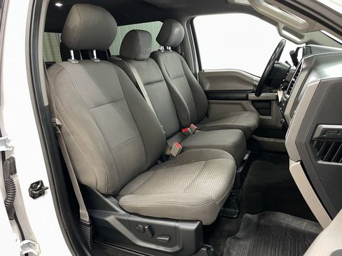 Used 2019 Ford F150 XLT w/ Equipment Group 302A Luxury AWD/4WD image 40