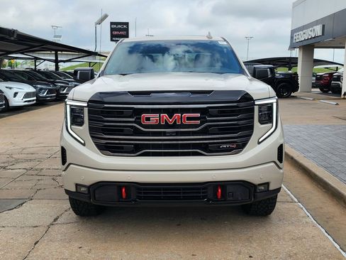 New 2026 GMC Sierra 1500 AT4 w/ AT4 Premium Package image 9