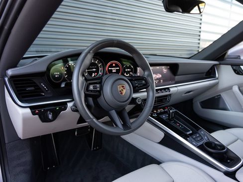 Certified 2021 Porsche 911 Turbo S AWD/4WD image 4