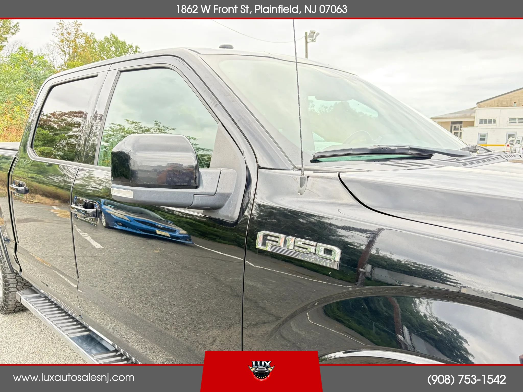 Used 2018 Ford F150 Lariat w/ Trailer Tow Package AWD/4WD image 15