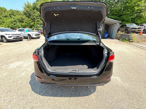 Used 2025 Nissan Sentra S FWD image 27