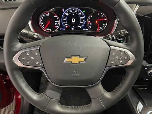 Used 2023 Chevrolet Traverse High Country image 30