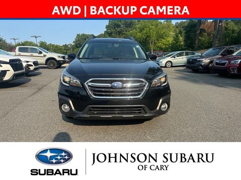 Used 2018 Subaru Outback 2.5i Premium AWD/4WD image 2