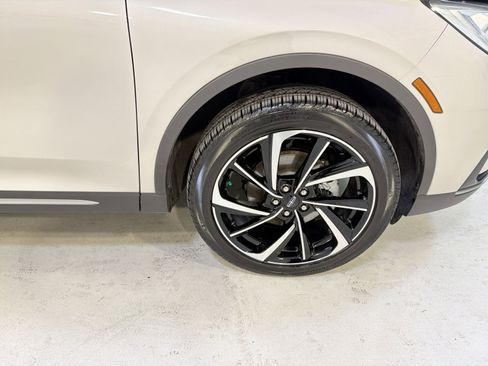 Used 2024 Lincoln Corsair Reserve image 29