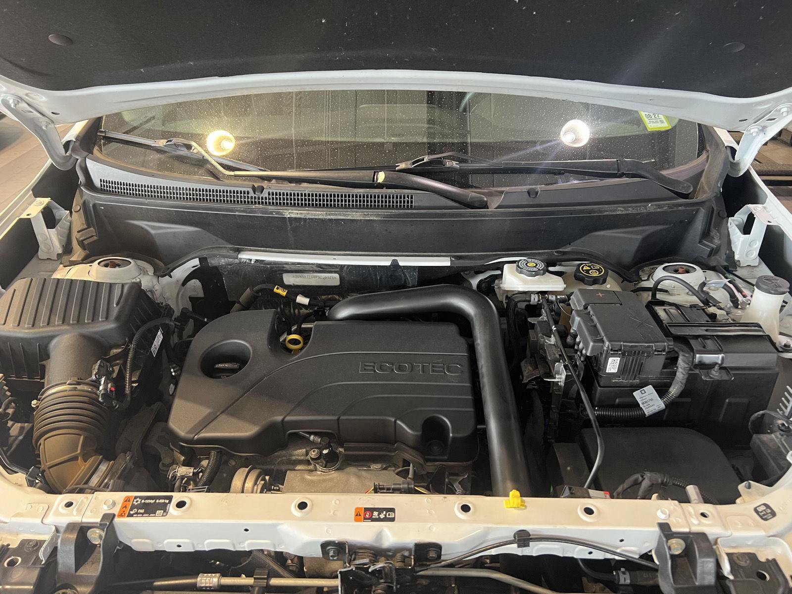 Used 2023 Chevrolet Equinox LT w/ LPO, Floor Liner Package AWD/4WD image 14