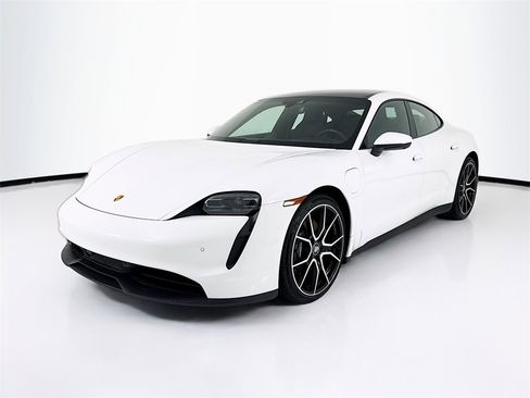 Used 2024 Porsche Taycan image 1