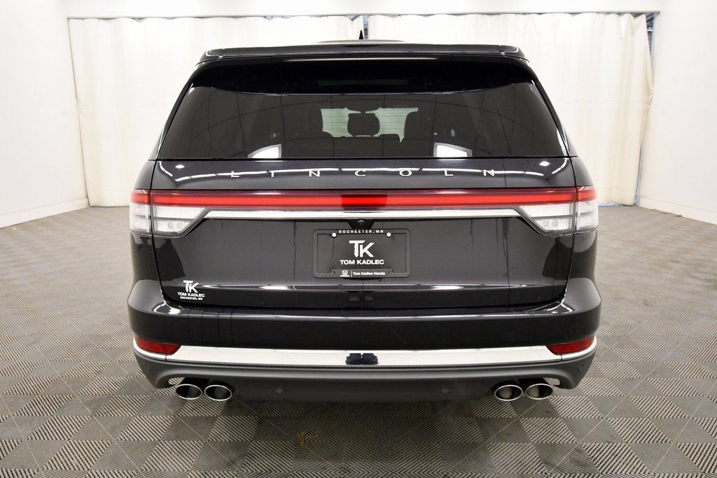 Used 2021 Lincoln Aviator Reserve AWD/4WD image 6