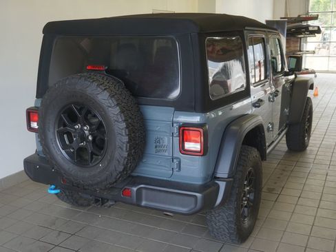 Used 2024 Jeep Wrangler Unlimited AWD/4WD image 15