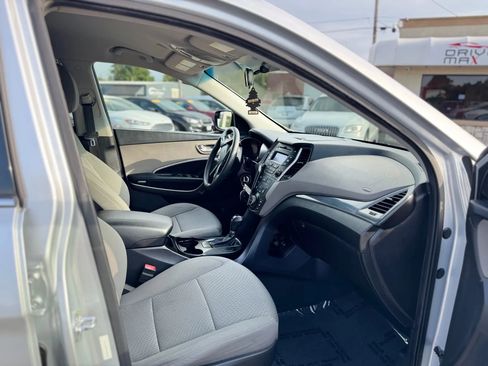 Used 2015 Hyundai Santa Fe Sport image 30