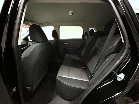 Certified 2023 Nissan Rogue SV AWD/4WD image 19